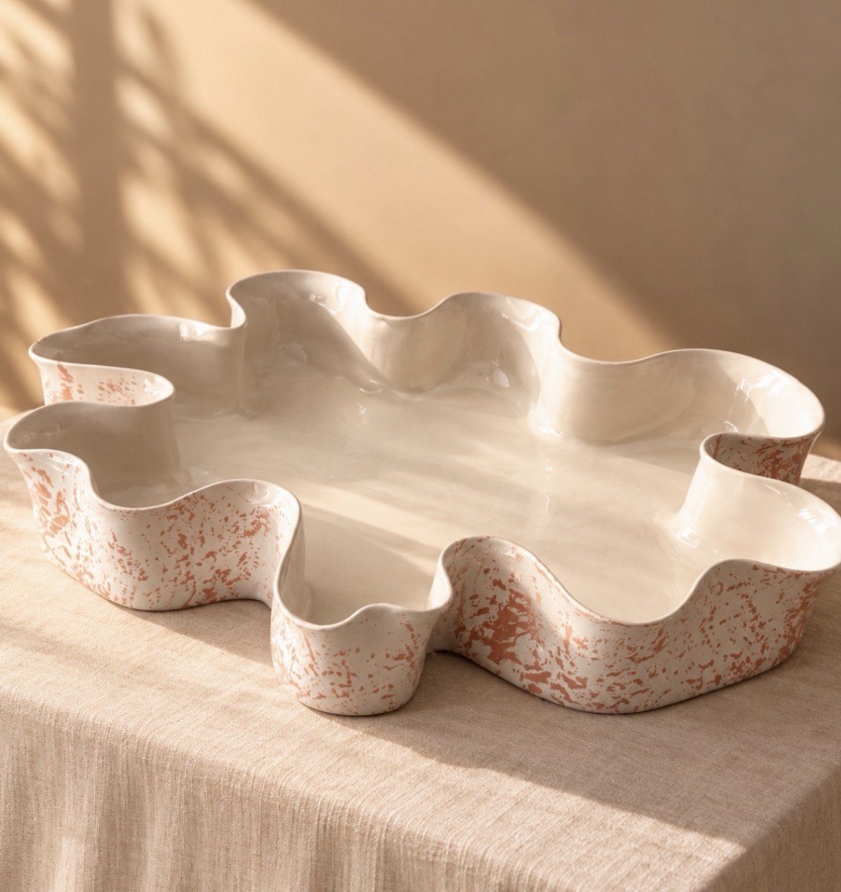 L'Estran Petit — Intérieur beige, extérieur corail